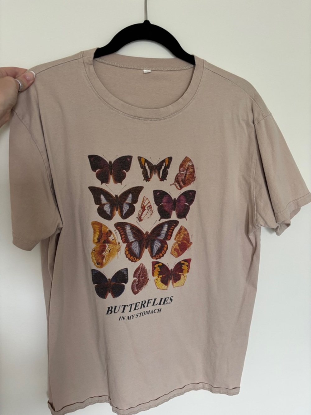 Butterflies oversized Graphic Tee - mushroom